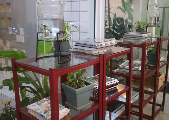 Jindabyne Cafe & Hostel Chiang Mai